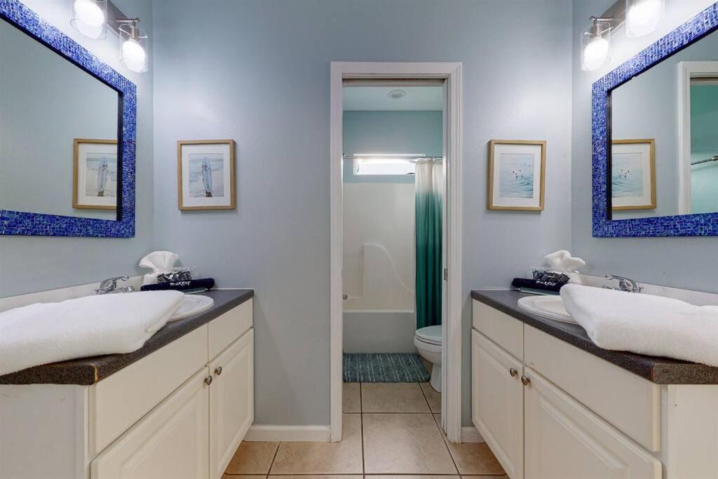 Eye-Catching Property W/ Picturesque Coastal Views Gulf Shores Eksteriør bilde