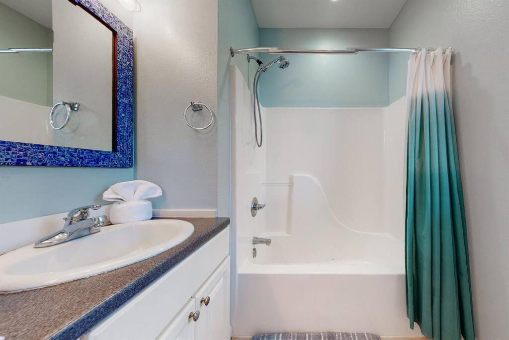 Eye-Catching Property W/ Picturesque Coastal Views Gulf Shores Eksteriør bilde
